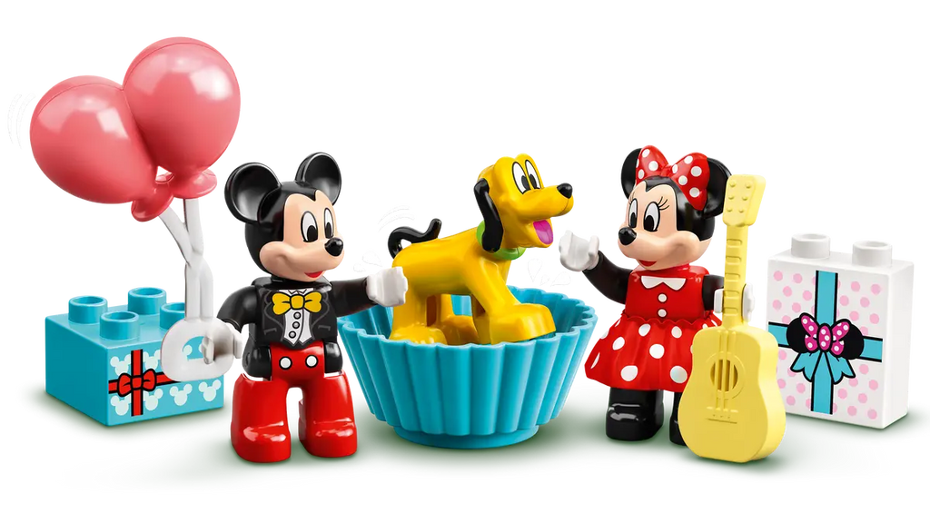 LEGO Mickey & Minnie Birthday Train 10941 - Vrolijk model van een verjaardags trein met Mickey en Minnie Mouse, met kleurrijke bouwstenen en feestelijke details voor jongere bouwers