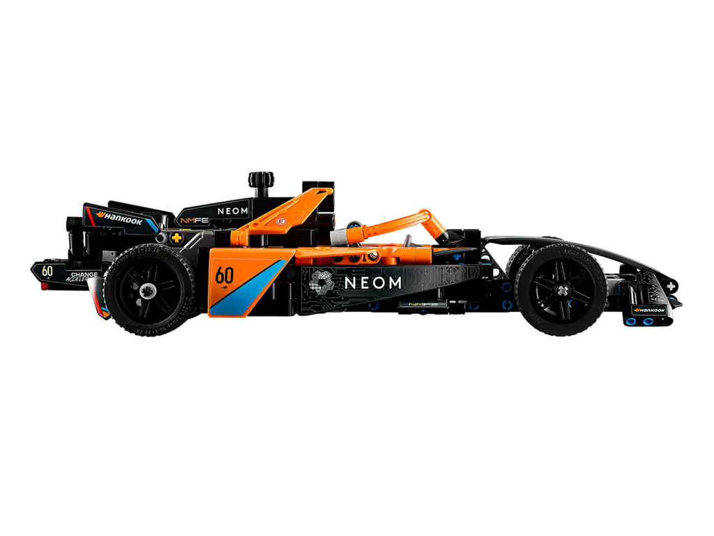 LEGO NEOM McLaren Formula E-Race Car 42169 - Gedetailleerd model van de NEOM McLaren Formula E-racewagen met aerodynamische bouwstenen en realistische kenmerken voor elektrische racen